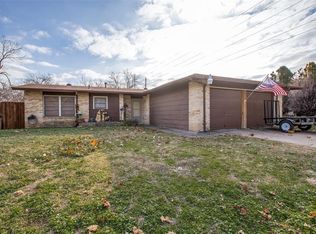 2202 Huntington Dr, Arlington, TX 76010