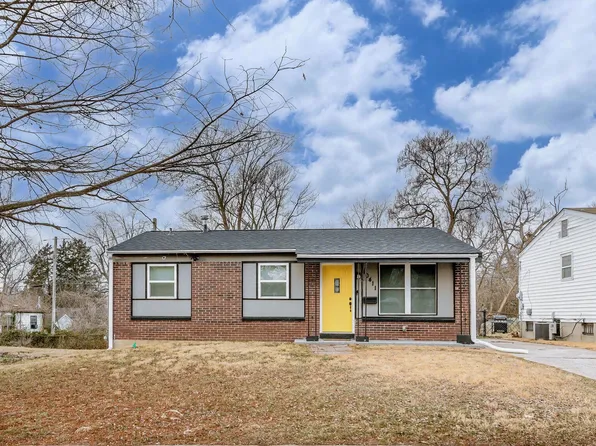 10411 Royal Dr, Saint Louis, MO 63136