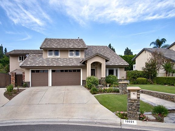 5th image of 18651 Sycamore Cir