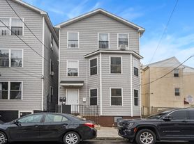 74 16th Ave