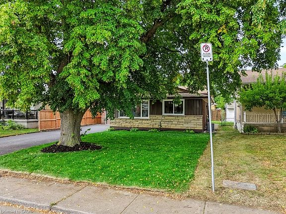 2nd image of 78 Cromwell Cres