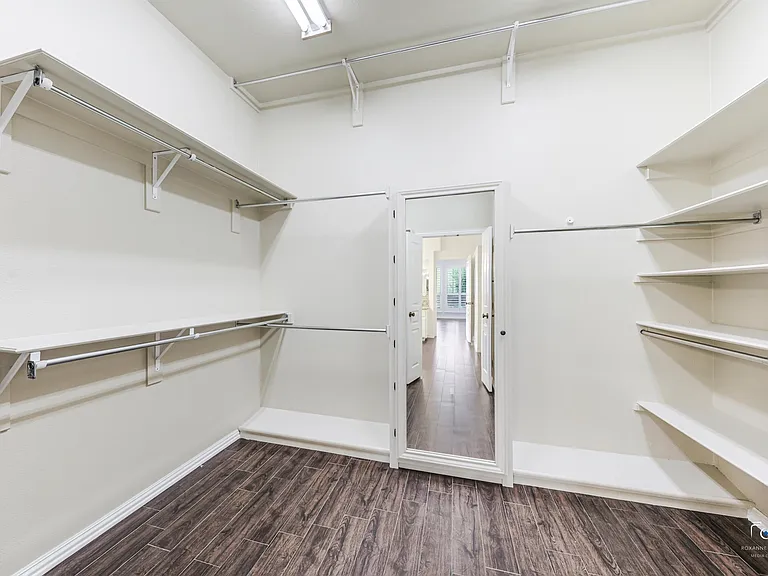 5619 Travis Dr — Photo 35