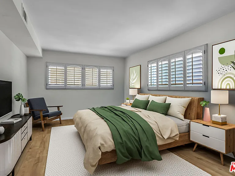 620 N Kenwood St #209 — Photo 7