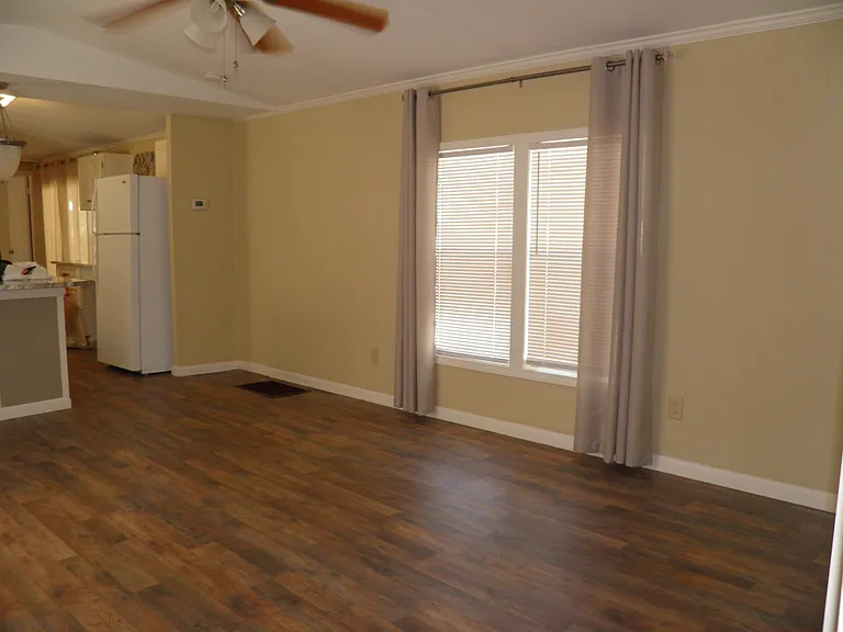 810 Gibson Rd — Photo 15