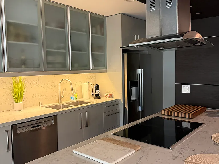 865 Comstock Ave #3E — Photo 11