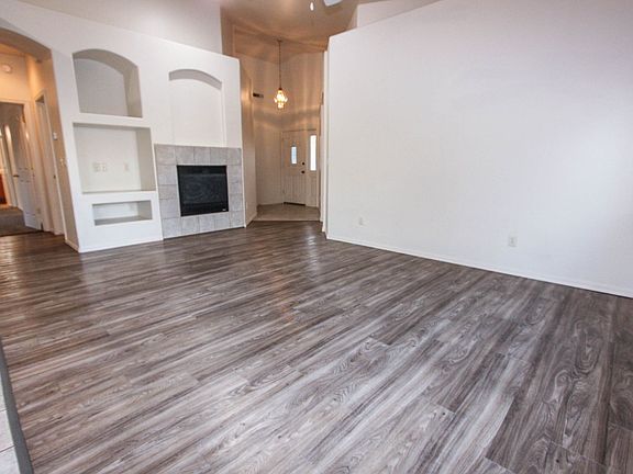 2nd image of 6935 E Kilkenny Pl