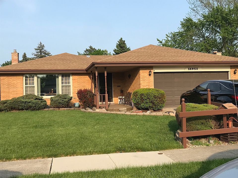 1st image of 16951 Greenwood Ave