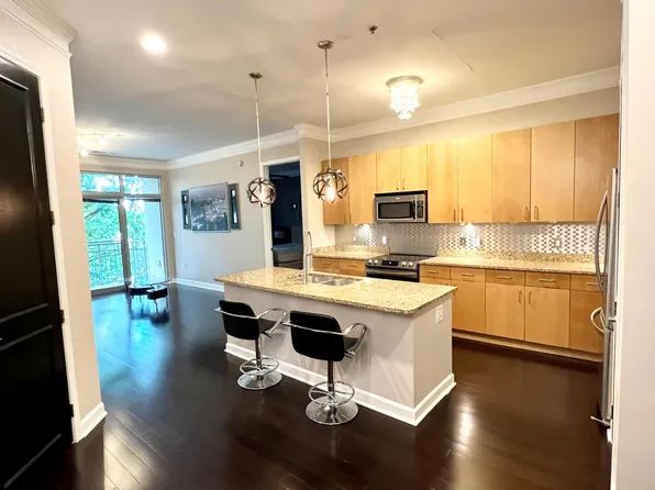 711 Cosmopolitan Dr NE, Atlanta, GA 30324
