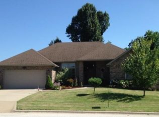 1734 Timber Ln, Republic, MO 65738