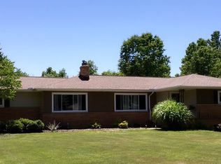 10037 Delsy Dr, North Royalton, OH