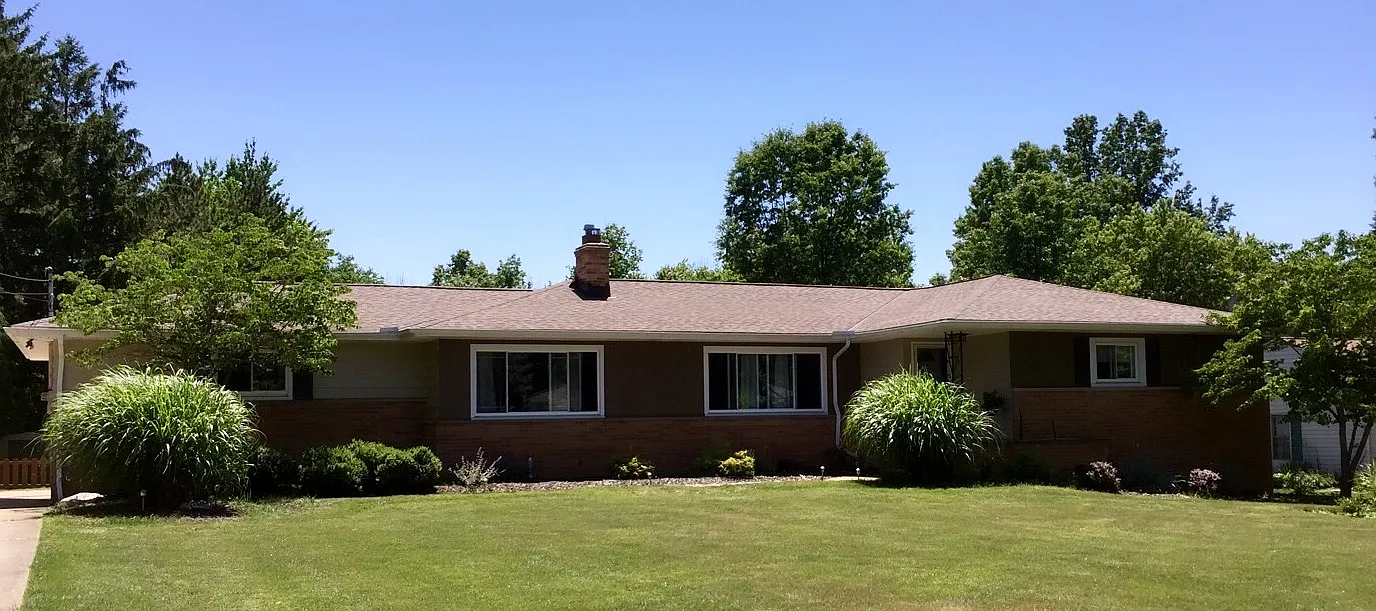10037 Delsy Dr photo 1