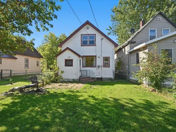 3715 E 3rd St, Superior, WI 54880