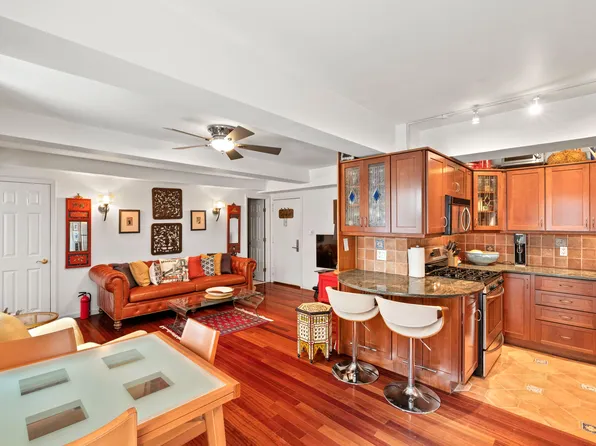111 Hicks Street 5QR image 3 of 12