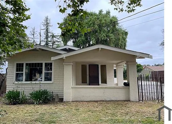 3 bed, 1865 sqft, $4,100 — Photo 2