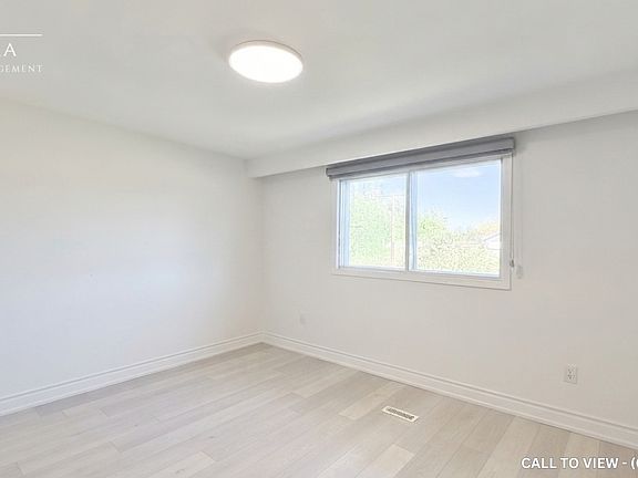 5th image of 18 Terryhill Cres #1