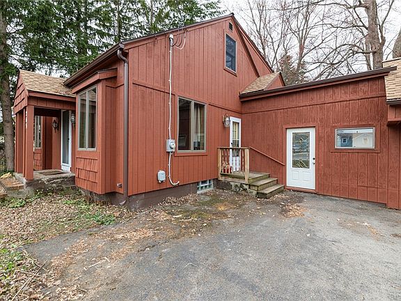 2nd image of 263 Fetzner Rd