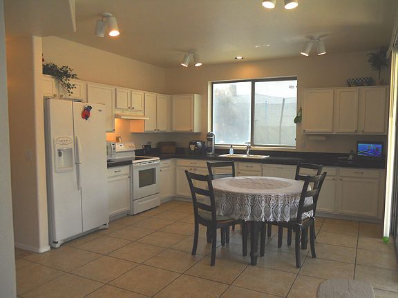 5th image of 9558 E Nido Ave