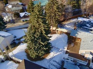 3732 E 44th Ave, Red Deer, AB T4N 3H5