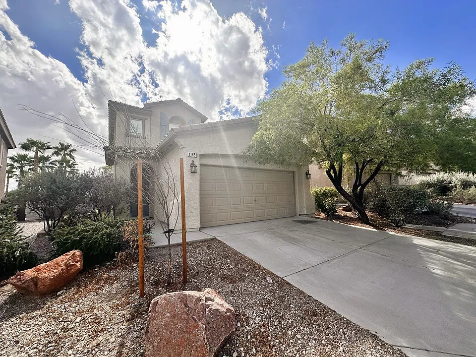 11653 Royal Derwent Dr
