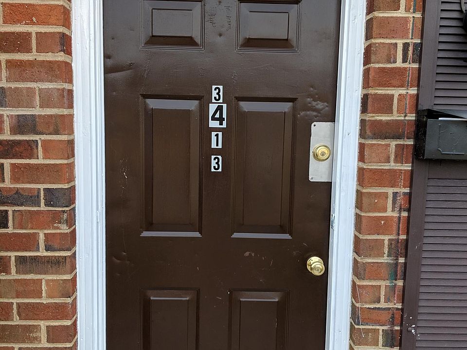 1st image of 3409 Chalfont Dr #3409