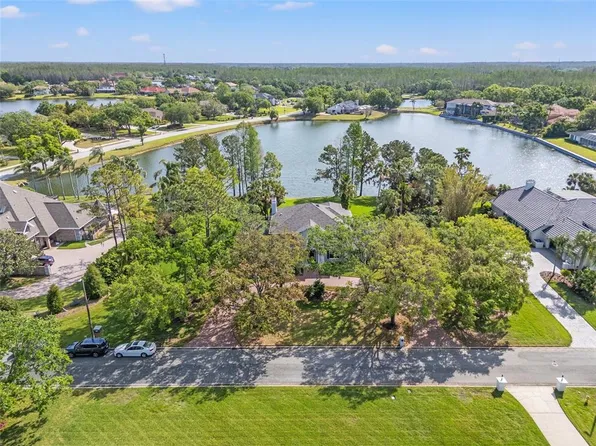 4121 Highland Park Cir, Lutz, FL 33558