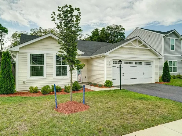 116 White Birch Rd, Waynesboro, VA 22980