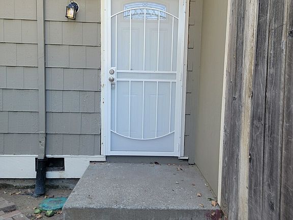 3rd image of 18220 Hale Ave APT A