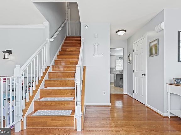 2nd image of 4723 Pearson Dr
