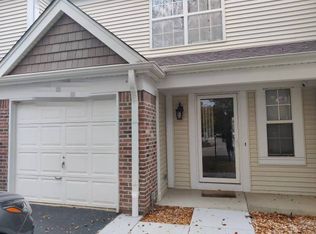 (Undisclosed Address), Streamwood, IL 60107