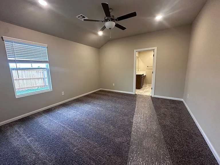 9001 Washita Creek Dr — Photo 10
