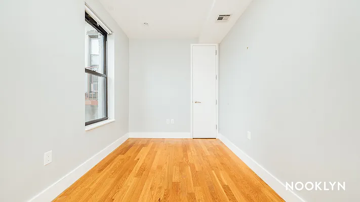 Rented by Nooklyn NYC LLC | media 15