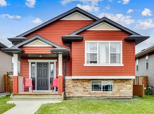 370 Teasdale Dr, Red Deer, AB T4P 0P8