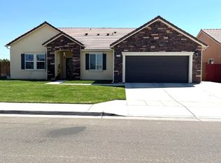 2742 Valley View St, Selma, CA 93662