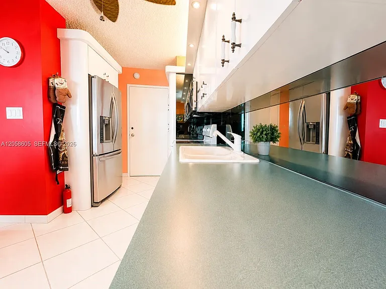 7135 Collins Ave #701 — Photo 7