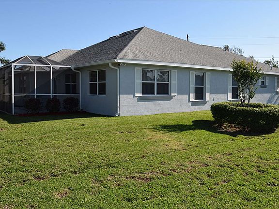 5th image of 100 Bokeelia Ct NE