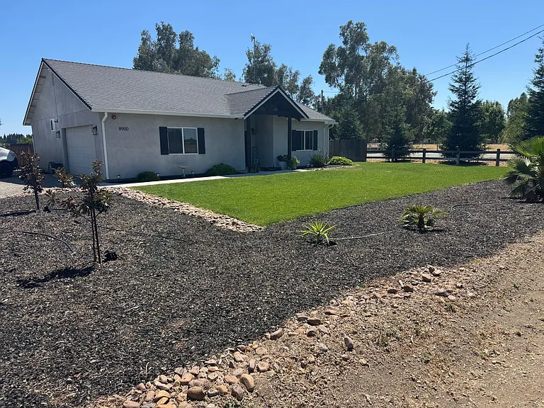 8900 E Live Oak Rd — Photo 2