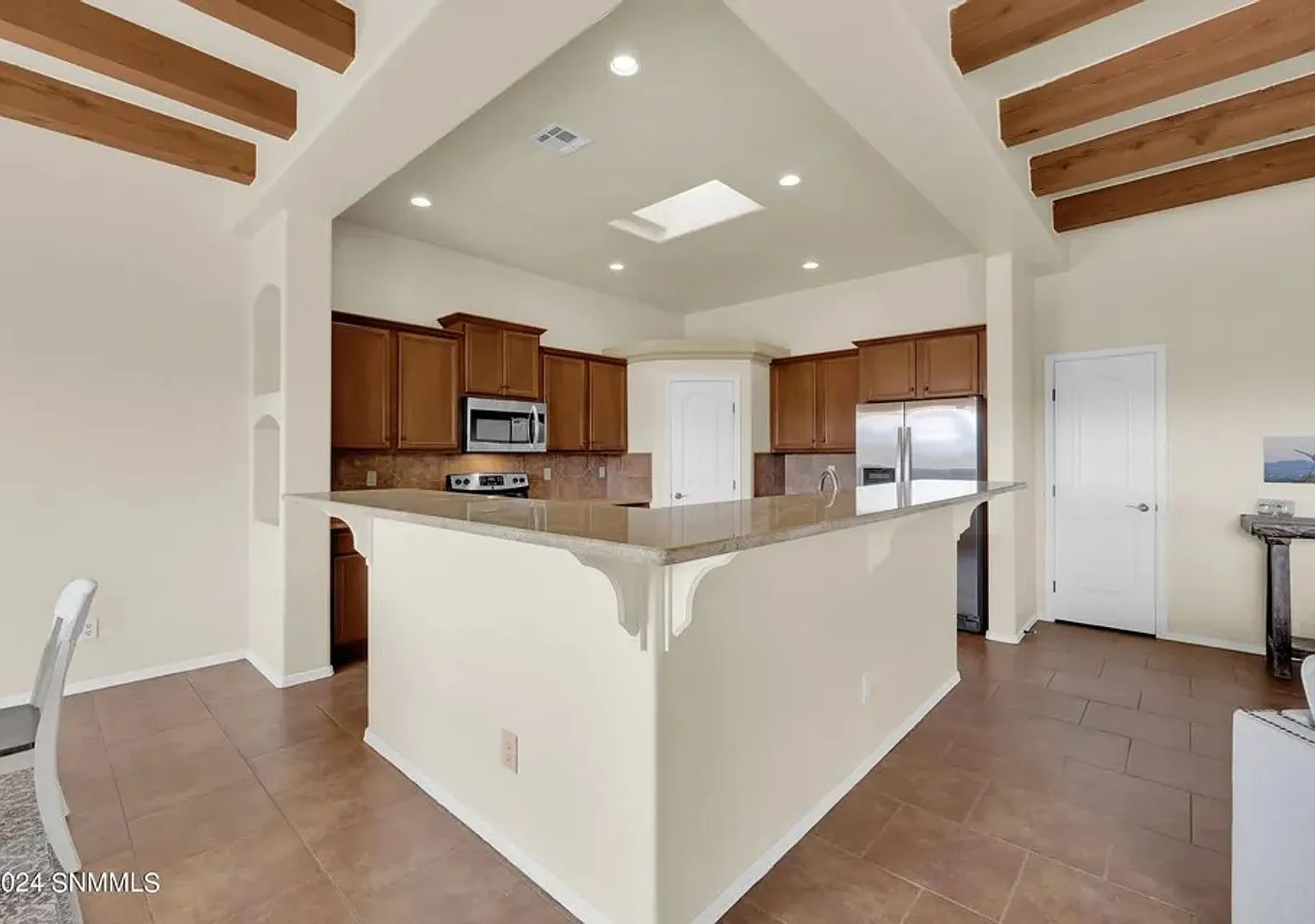 Comfortable Las Cruces Home with Spacious Living Areas — Photo 4