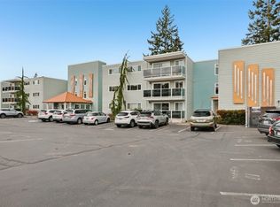 Admiralty House, Edmonds, WA 98020