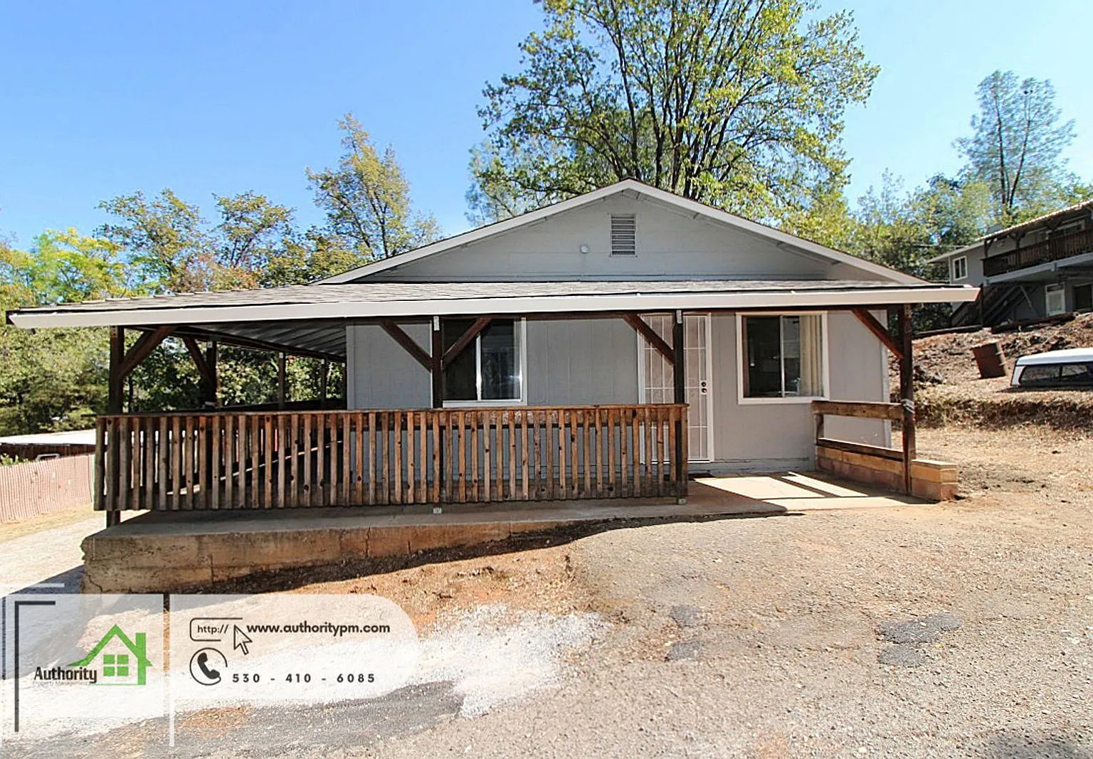 2 bed, 2.0 bath, 900 sqft, $1,595 — Photo 2