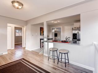 3020 N Oneida St, Denver, CO 80207