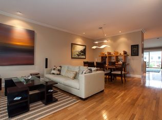 61 Chelsea St, Boston, MA 02129