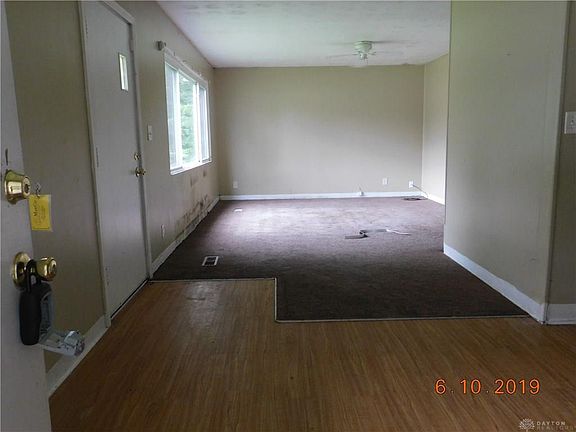 2nd image of 3908 Prescott Ave