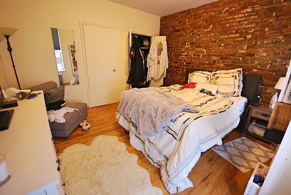 Rented by Vanderborgh Realty  | media 21