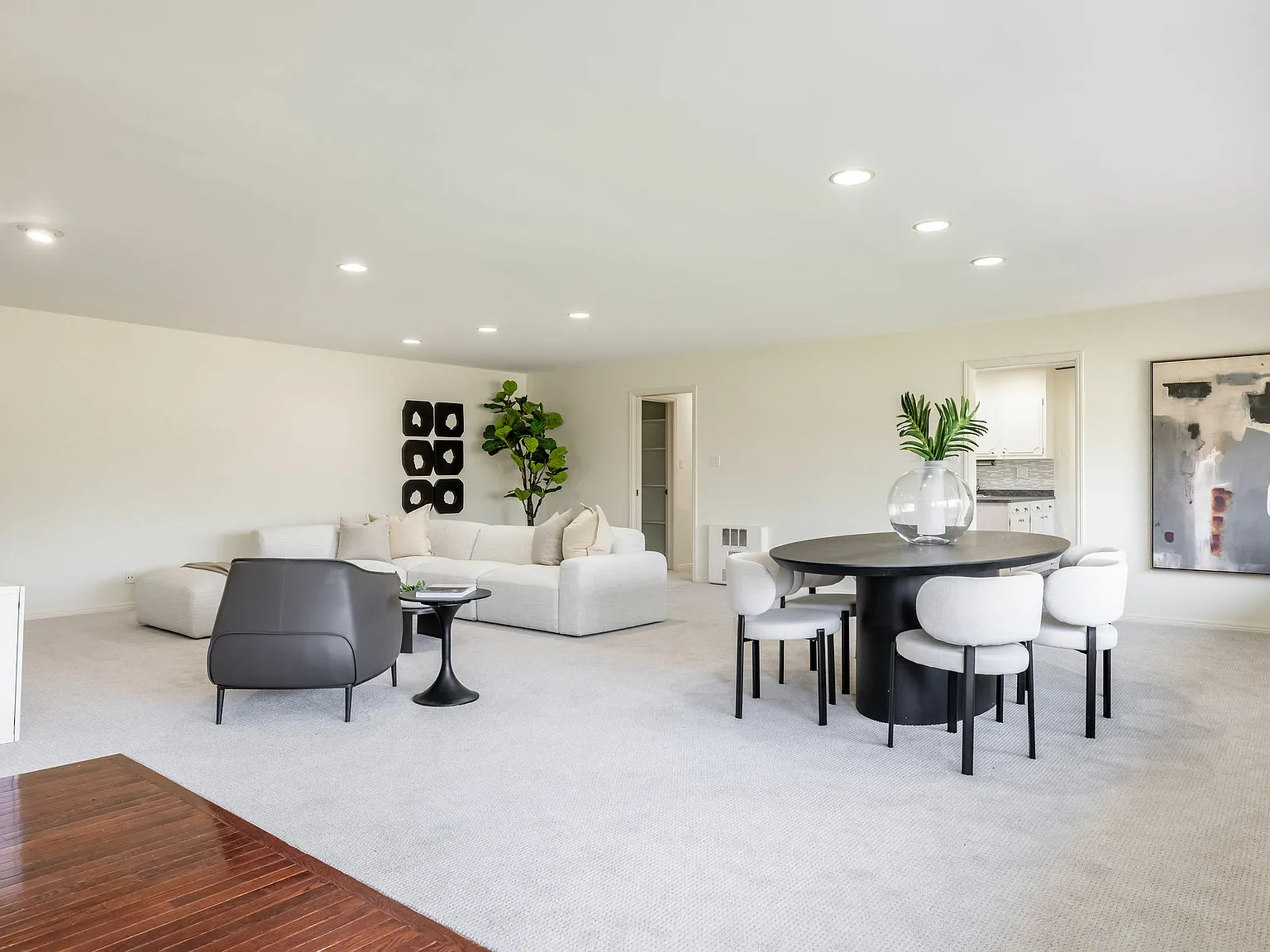 2 bed, 2.0 bath, 1655 sqft, $2,300 — Photo 2