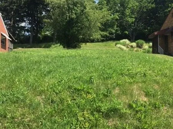 0 Darlington Rd, Carnegie, PA 15106