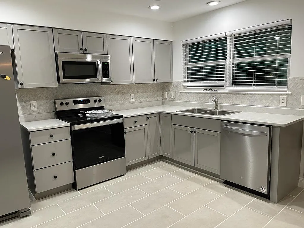 3 bed, 1550 sqft, $1,900 — Photo 2
