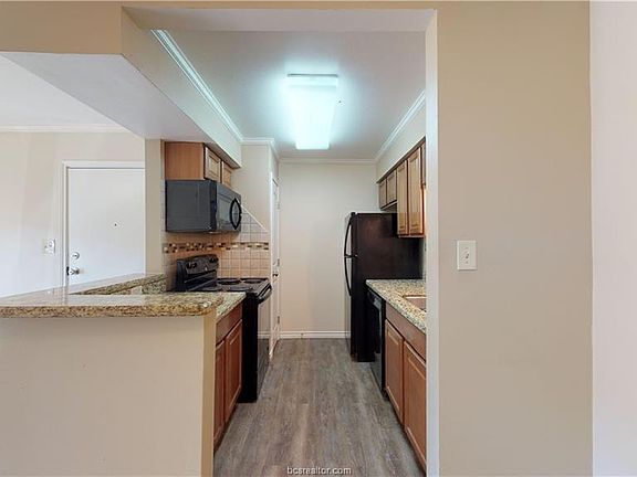 2nd image of 904 University Oaks Blvd APT 113
