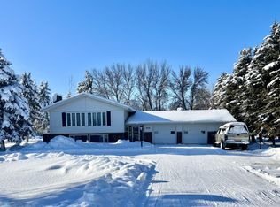 605 38th St W, West Fargo, ND 58078