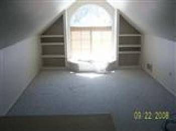 2nd image of 806 Heather Pl