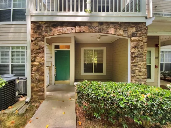 216 Edinburgh Ct #216, Milton, GA 30004